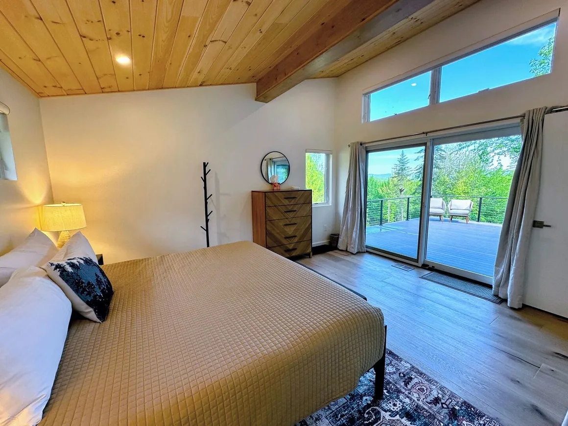 Birch House photo 12